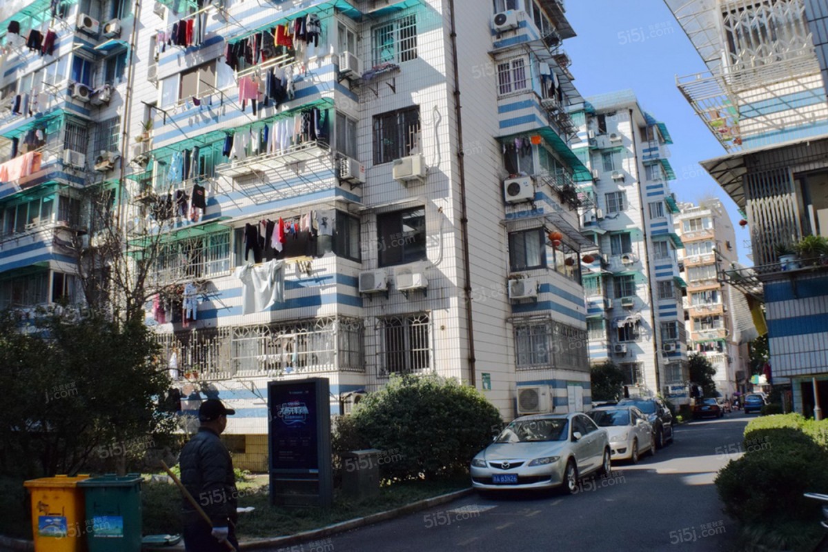 康乐香港城 3室1厅1卫 81㎡