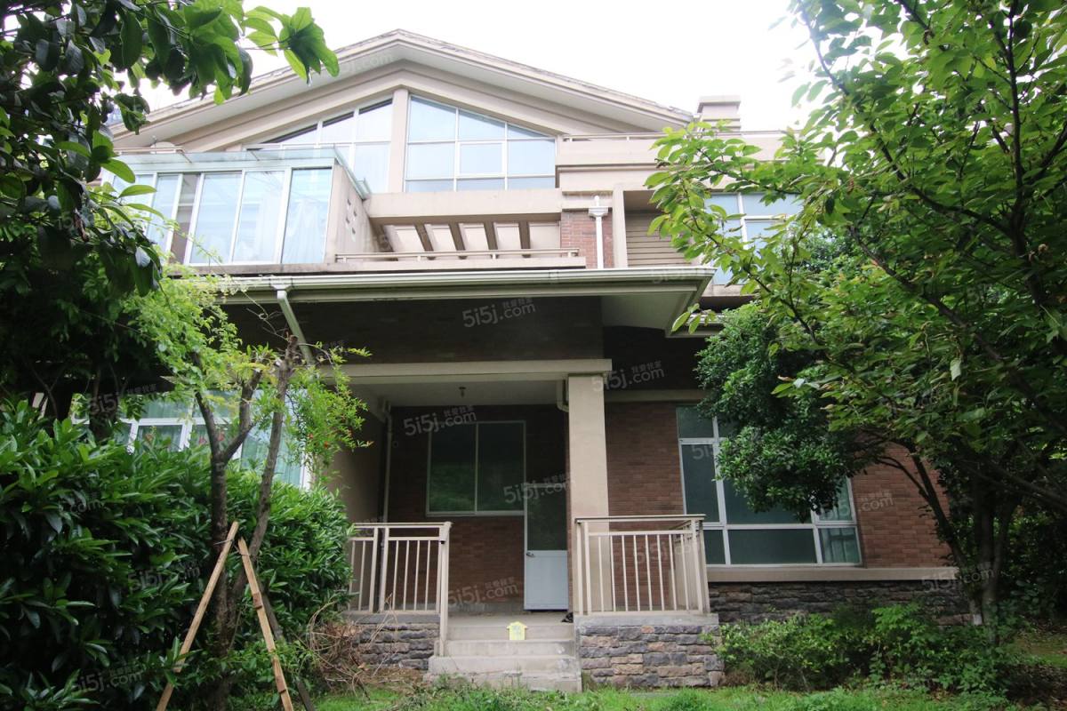 国信嘉园 别墅 位置优 带花园 纯毛坯 送38平方半地下室