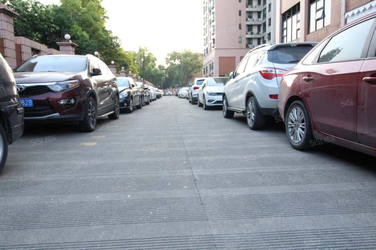 东方豪园 2室2厅1卫 90㎡