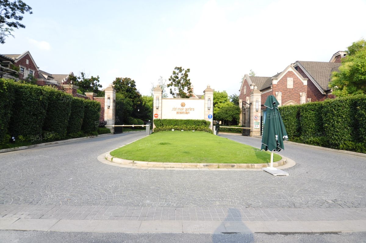 西溪玫瑰园,西溪湿地旁现房排屋英伦风格,南花园,房东诚心出售