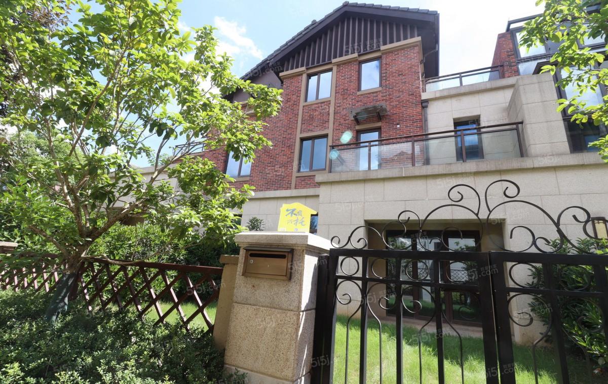 杭州我爱我家保亿围庐 满2年,前后花园排屋,看房方便,我是房源所属人