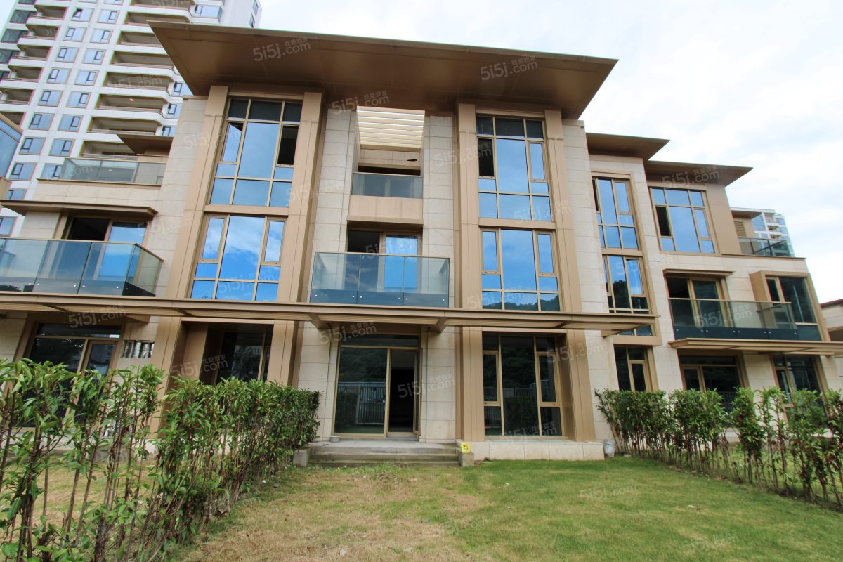 玺上庭 萧山公馆排屋 银隆广场边 杭发厂站 送80方花园