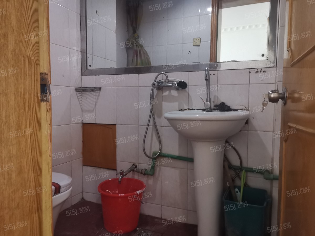 康乐香港城,客厅带阳台,文三西路四楼