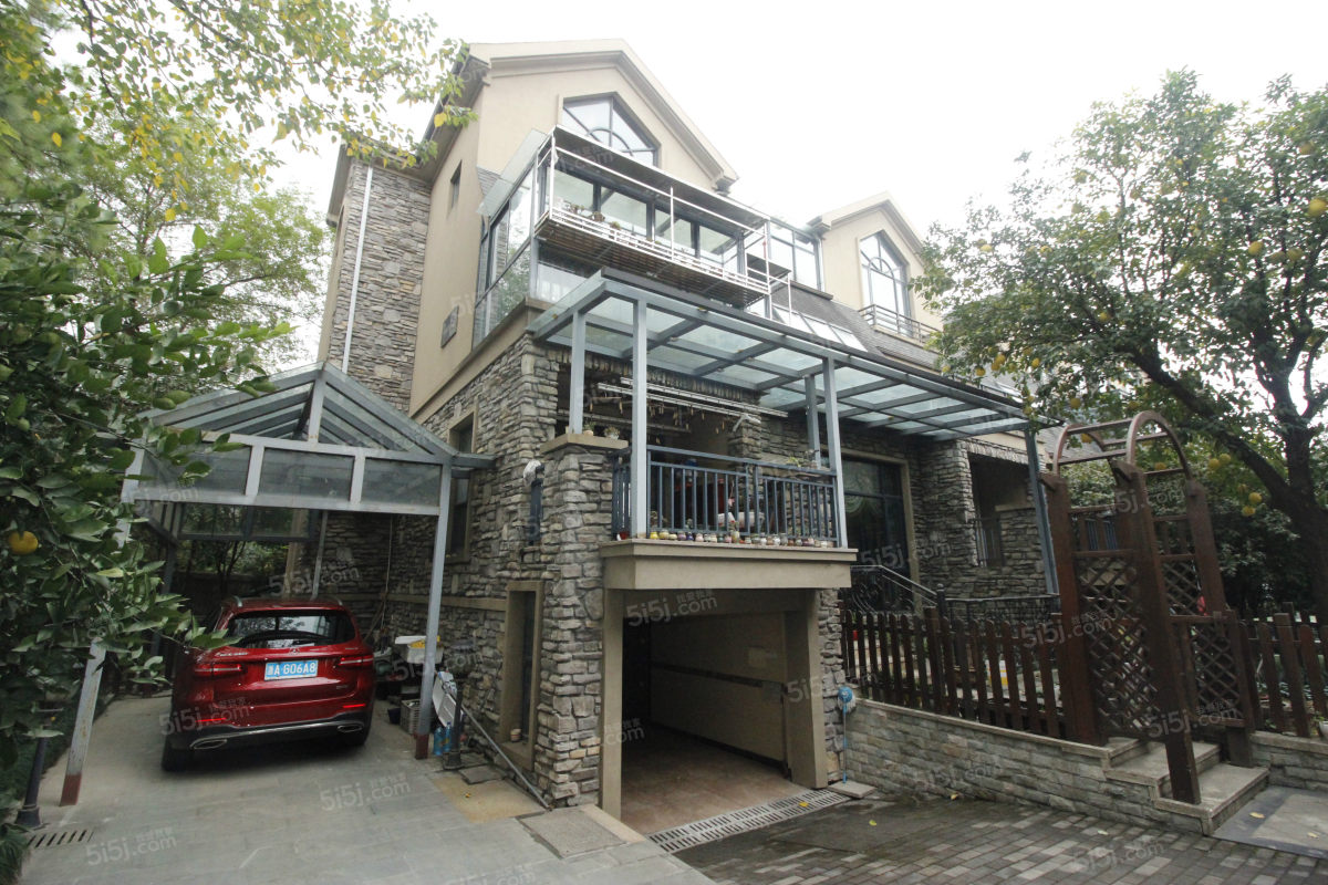 华清山庄 6室3厅3卫