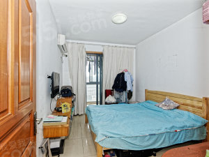 明桂北苑，一室一厅可改两室，满五无营业税，总价低