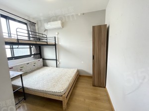 合租·三墩·秀里华庭·4居室·01室